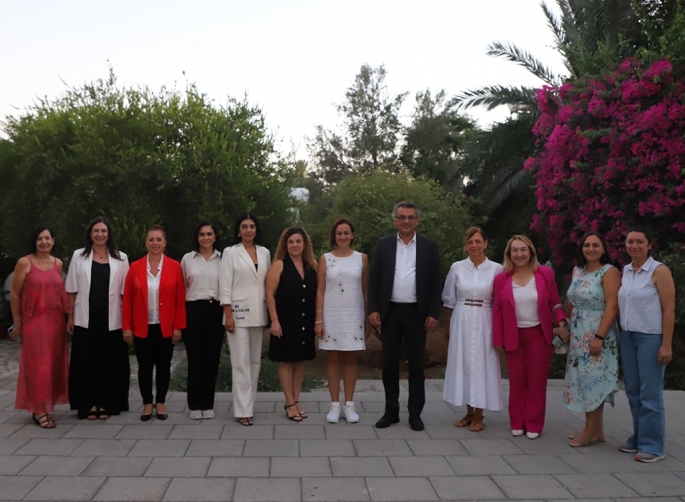 CTP Genel Başkanı Erhürman İKD'yi ziyaret etti
