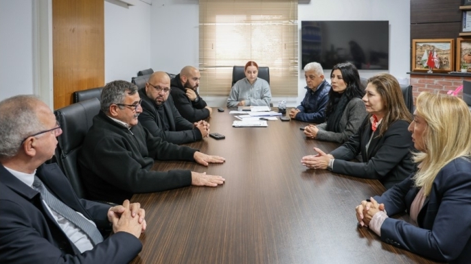 CTP Genel Başkanı İncirli, Girne ve Dikmen belediyelerini ziyaret etti