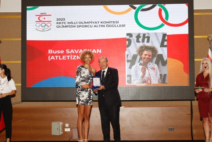 Cumhurbaşkanı Tatar, Olimpizm Ödülleri törenine katıldı
