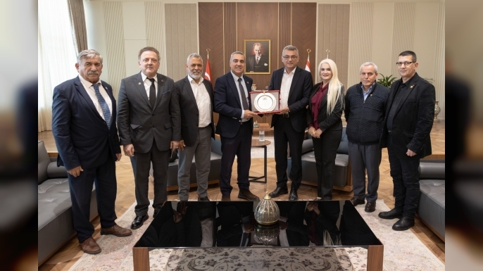 Cumhurbaşkanı Tufan Erhürman, Baf Türk Birliği Başkanı ve yönetim kurulunu kabul etti