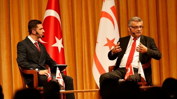 Cumhurbaşkanı Tufan Erhürman İstanbul’da akademik etkinliklere katılarak temaslarda bulundu