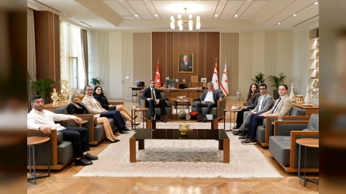 Cumhurbaşkanı Tufan Erhürman, Kıbrıs Türk Diş Tabipleri Odası’nı kabul etti