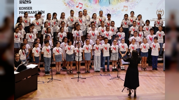 Cumhurbaşkanlığı Çoksesli Çocuk Korosu ilk konserini verdi