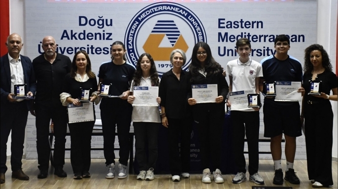 DAÜ 4. Ali Karasel Ortaokullar Arası Matematik Yarışması’nda ödüller verildi