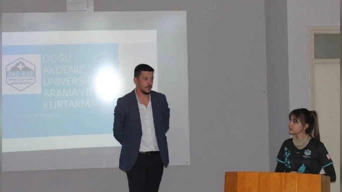DAÜ’de depreme yönelik uygulamalı farkındalık eğitimi düzenlendi
