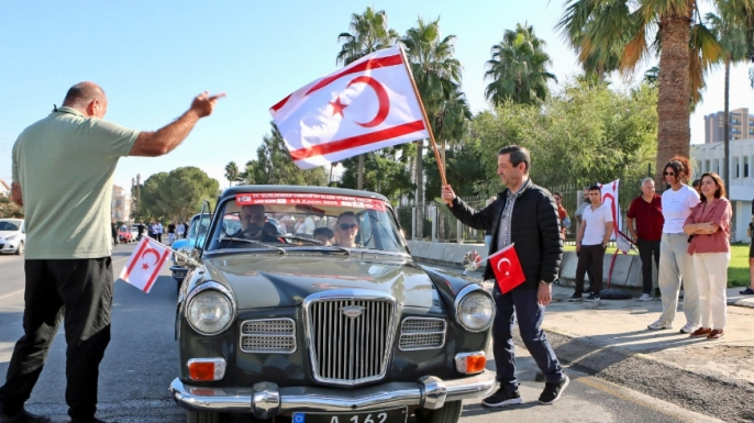 Dışişleri Bakanı Ertuğruloğlu Cumhuriyet rallisinin startı verdi