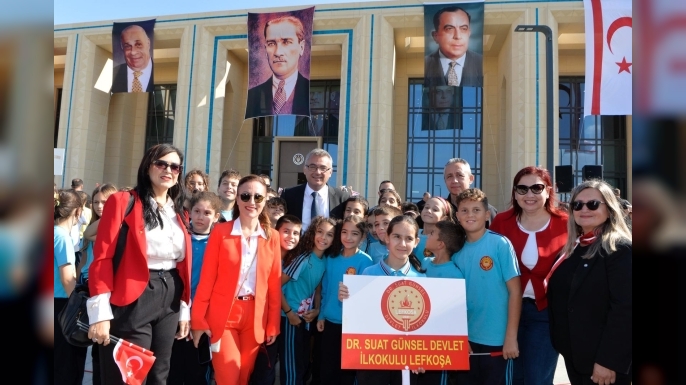 Erhürman: Çocuklarımızın barış, güven ve huzur içinde yaşaması için çok çalışacağız