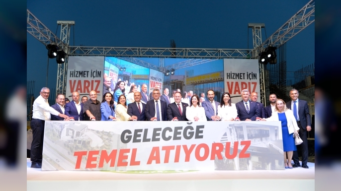 Erhürman, Değirmenlik-Akıncılar Belediyesi’nin yeni hizmet binasının temel atma törenine katıldı