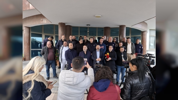 Gardiyanlar Birliği ile 3 sendika Merkezi Cezaevi müdürlüğüne dışarıdan atama yapılmasını öngören yasa değişikliğine karşı çıktı…