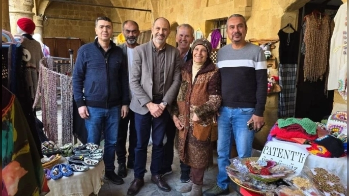 Halkın Partisi’nden Arasta esnafına yeni yıl ziyareti: Halkın içinde olmaya devam!