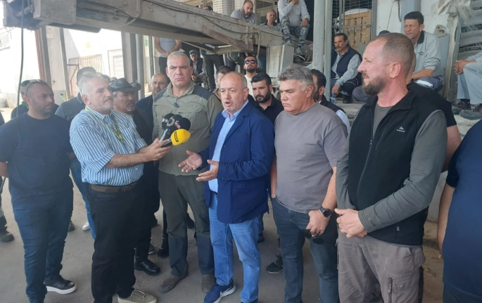 Hayvancılar Binboğa Yem’in önünde açıklama yaptı: