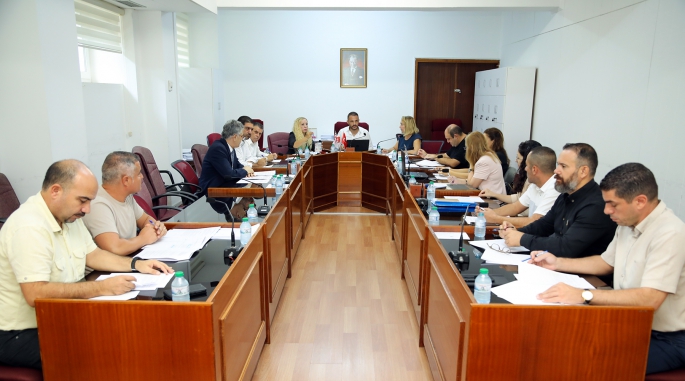 İdari, Kamu ve Sağlık İşleri Komitesi toplandı