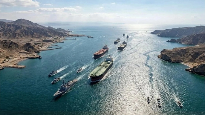 İran, Hürmüz Boğazı'ndan geçen gemilerden 2 milyon dolara kadar geçiş ücreti alıyor