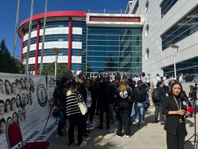İsias Otel duruşmasında müşteki avukatları sanıkların tutukluluğunun devamını, sanıklar ise tahliye istedi