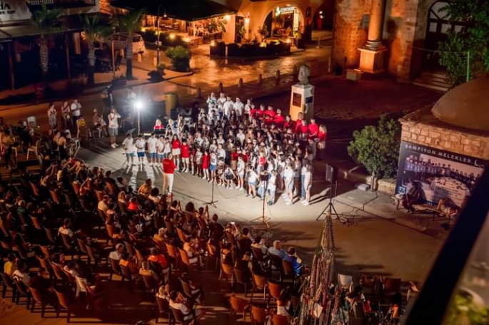 Kıbrıs, Bursa ve Antakya’dan çocuk ve gençler Gazimağu'da konser verdi