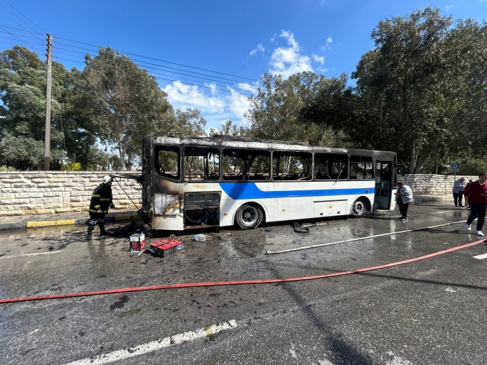 Lefkoşa’da otobüs yandı