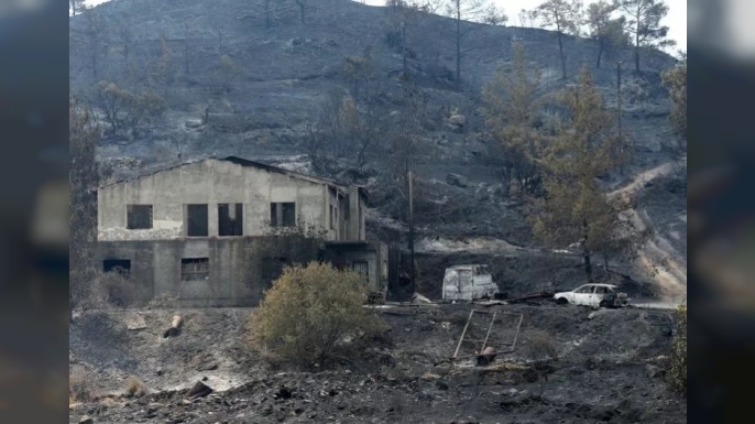 Limasol'daki yangını çıkarmakla suçlanan kişinin 3 yıl hapis yattıktan sonra masum olduğu ortaya çıktı