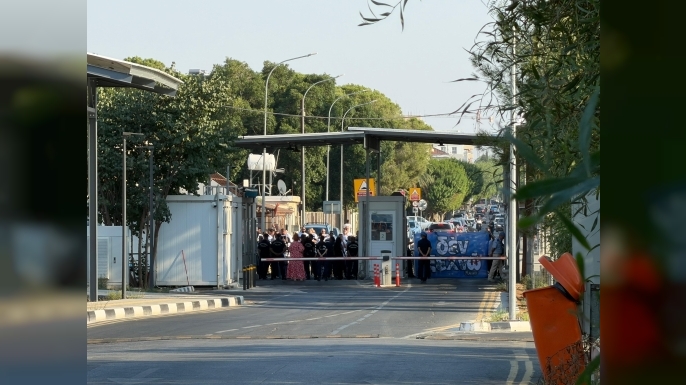 Metehan ve Lokmacı'da geçişler kısa süreliğine durdu