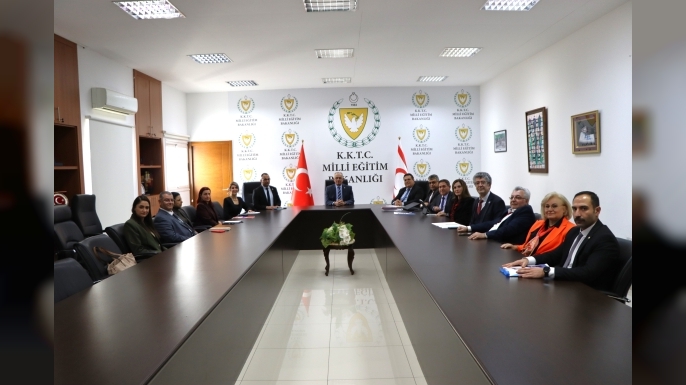 Milli Eğitim Bakanı Nazım Çavuşoğlu başkanlığında yükseköğretim toplantısı gerçekleştirildi