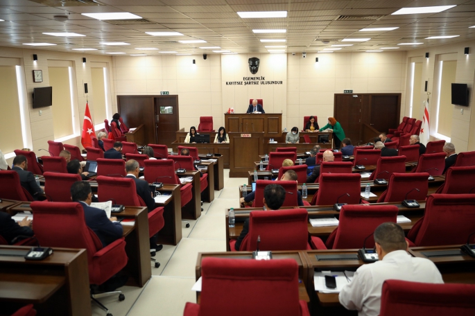 Muhalefet eleştirdi, Bakan Oğuz cevap verdi: “Partizanlık yapılıyor denmesini’ kabul etmiyorum”