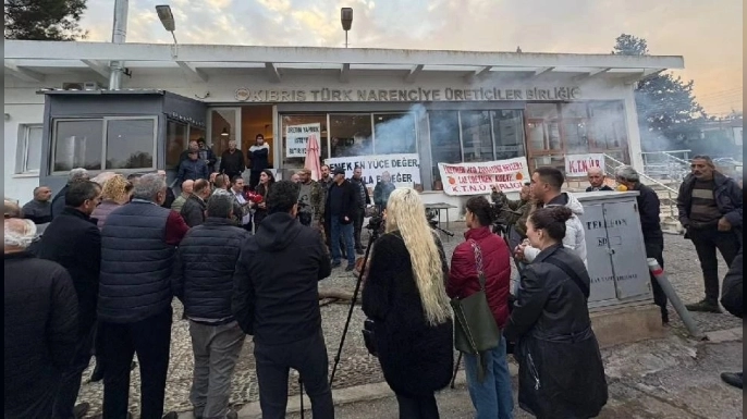 Narenciye Üreticiler Birliği eylem ateşini yaktı: Üreten halkımızın, emekçilerimizin yanındayız