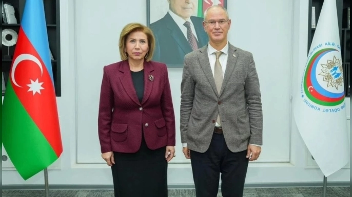 Oğuzhan Hasipoğlu, Azerbaycan’da Muradova ile görüştü; aile, kadın ve çocuk konuları ele alındı