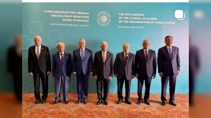 Öksüzoğlu, TDT Aksakallar Konseyi toplantısında konuştu