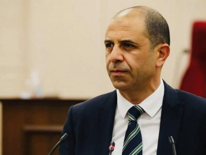 Özersay’dan hükümete bedelli askerlik konusunda eleştiri