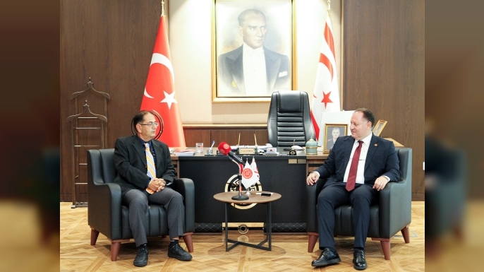 Öztürkler, Bisiklet Federasyonu Başkanı Berova ve beraberindeki heyeti kabul etti