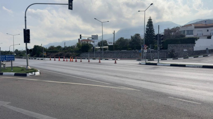 Polisten Girne Eziç kavşağıyla ilgili uyarı