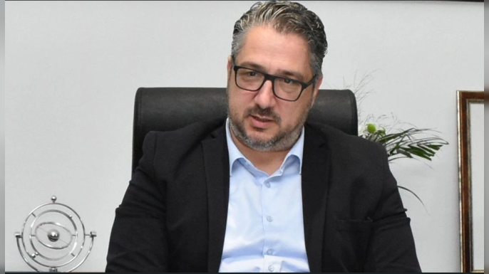 Şenkul:“Anayollar karanlık ve çöp içinde”