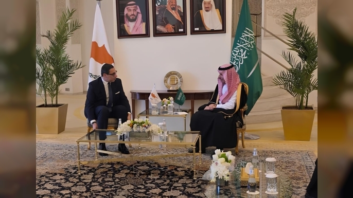 Suudi Arabistan ve GKRY dışişleri bakanları Riyad’da bir araya geldi