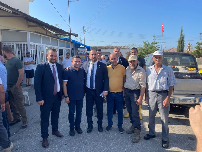 Tarım ve Doğal Kaynaklar Bakanı Çavuş, Yayla köyünde üreticilerle bir araya geldi