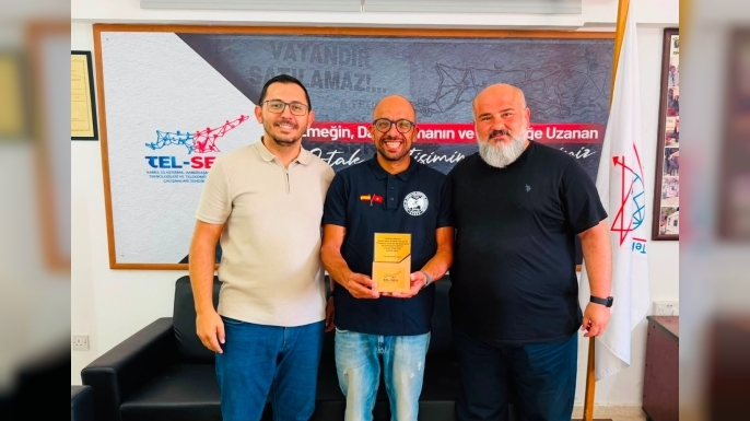 Tel-Sen’den Hasan İlker’e plaket