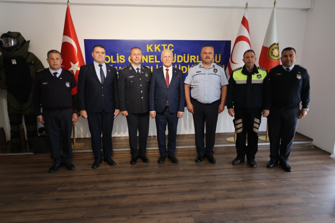 Töre, Gazimağusa Polis Müdürlüğünü ziyaret etti