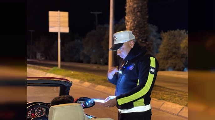 Trafik denetimlerinde 24 alkollü sürücü rapor edildi