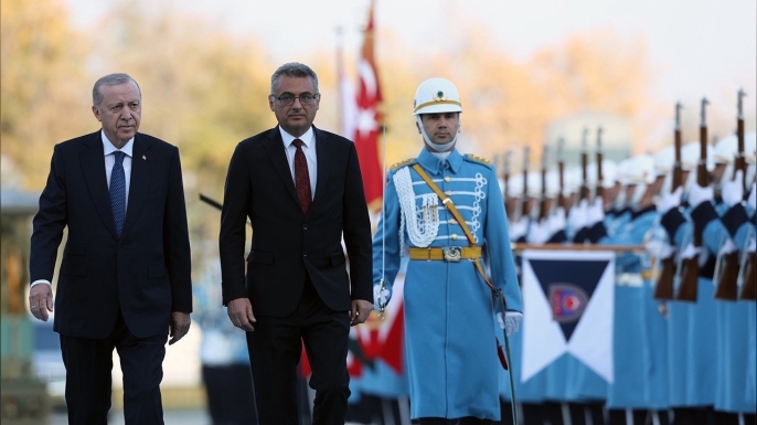 Türkiye Cumhuriyeti Cumhurbaşkanı Erdoğan, Cumhurbaşkanı Erhürman’ı resmi törenle karşıladı