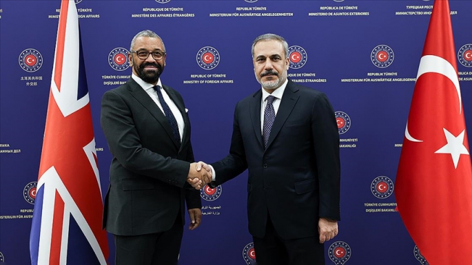 Türkiye Cumhuriyeti Dışişleri Bakanı Hakan Fidan İngiltere Dışişleri Bakanı James Cleverly görüştü