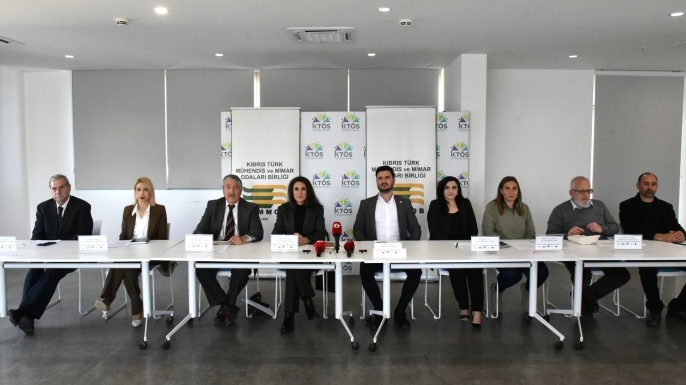 Ülkede su politikası ve su yönetiminde eksiklikler olduğu savunuldu, yağmur sularının biriktirilmesinin önemine işaret edildi