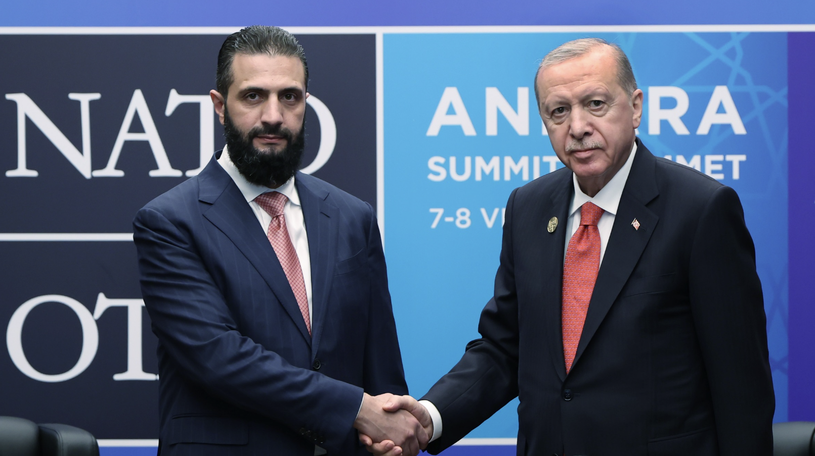 Erdoğan, Şara ile bir araya geldi