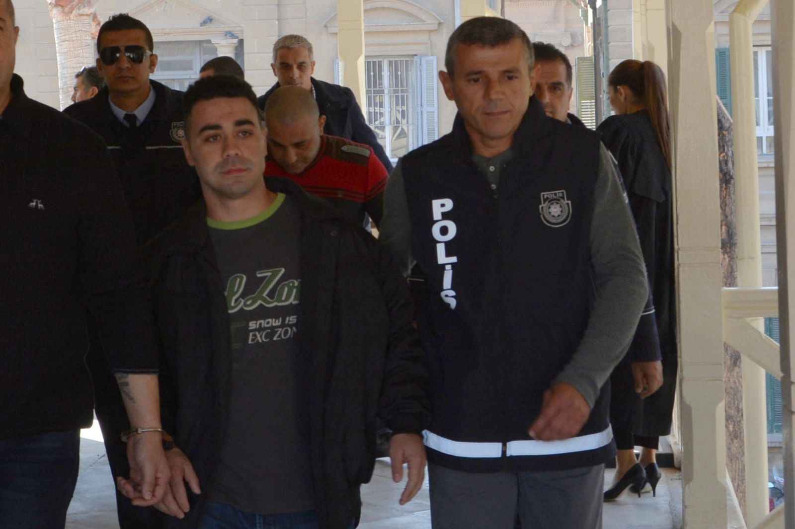 Girne CÖŞ ekiplerinden zehir tacirlerine geçit yok!